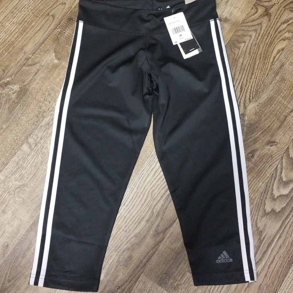 Adidas capris - Picture 2 of 8